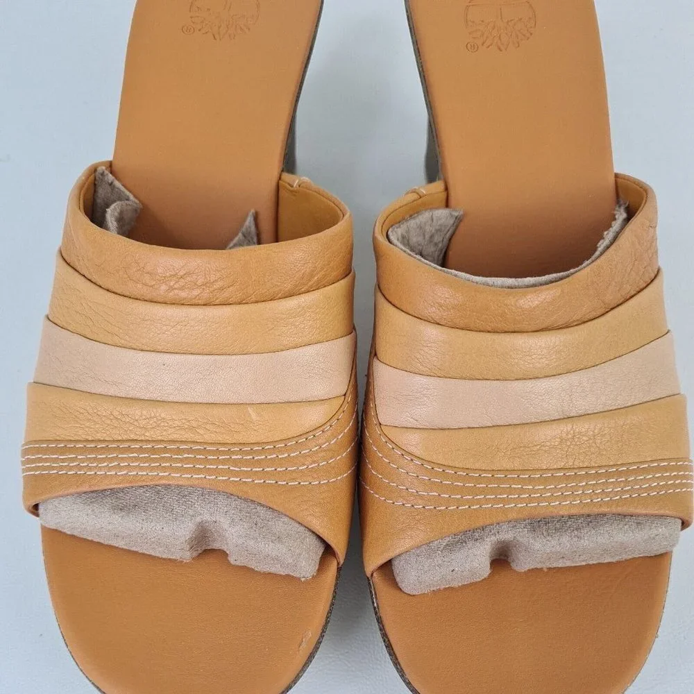 Timberland Tan and Cream Slide Heel Mule With Box Sz 8